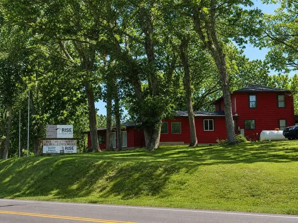 5148 W US Highway 20, Galena, IL 61036