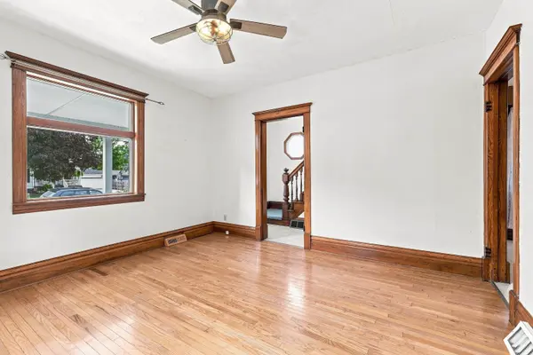 506 Chestnut Street, Warren, IL 61087