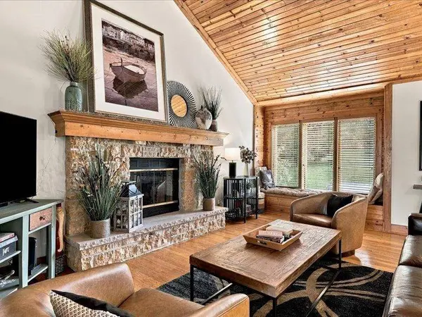 9 High Ridge Run, Galena, IL 61036