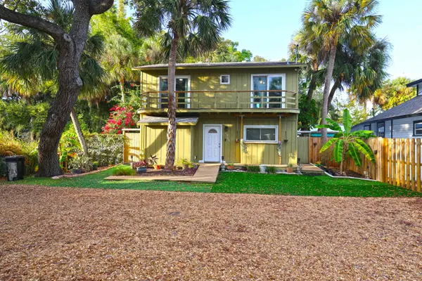 1385 43rd St, Sarasota, FL 34234-4623