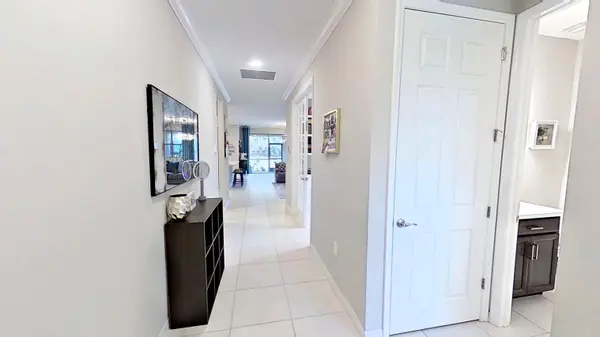 264 Soliera St, Nokomis, FL 34275-1893