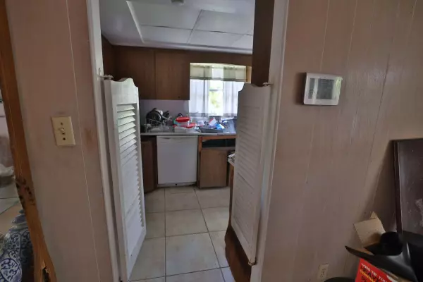 Siesta Key Cir, Sarasota, FL 34242