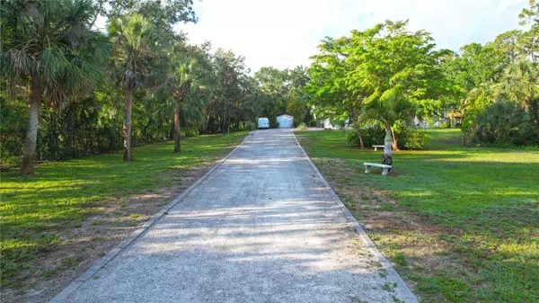 950 TROTTER ST, Nokomis, FL 34275