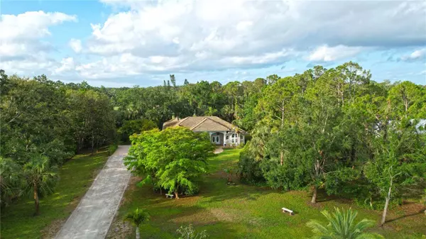 950 TROTTER ST, Nokomis, FL 34275