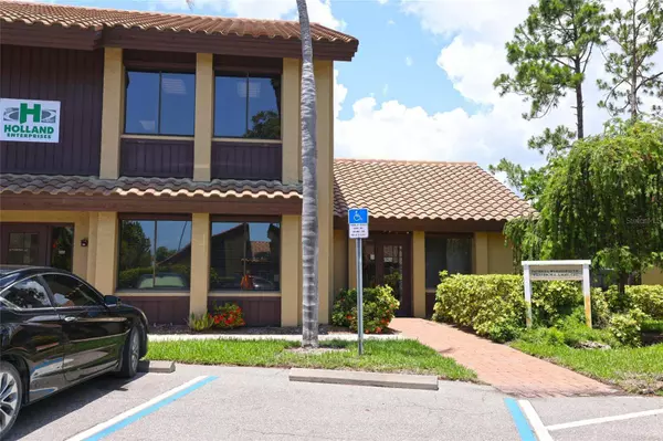 7021 S TAMIAMI TRL #L3, Sarasota, FL 34231