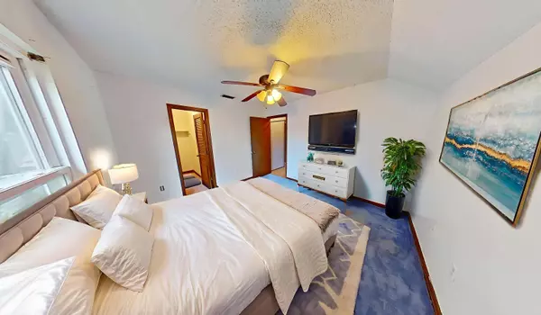 5667 Creekwood Dr, Sarasota, FL 34233