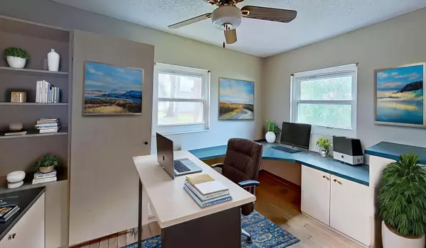 5667 Creekwood Dr, Sarasota, FL 34233