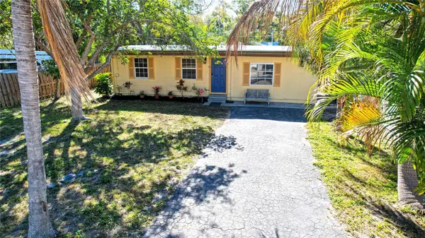 2342 MARGARET ST, Sarasota, FL 34237