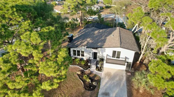 5667 CREEKWOOD DR, Sarasota, FL 34233