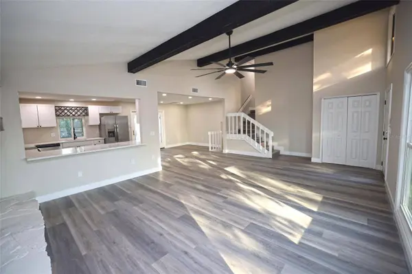 5667 CREEKWOOD DR, Sarasota, FL 34233