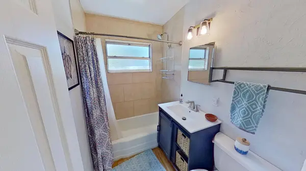 2342 Margaret St, Sarasota, FL 34237-3518