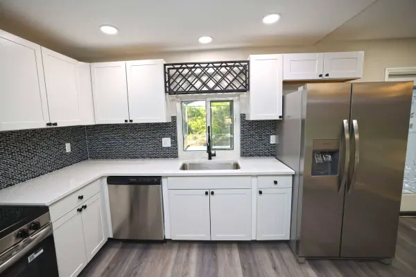 5667 Creekwood Dr, Sarasota, FL 34233-1510