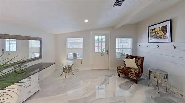 3641 STOKES DR, Sarasota, FL 34232