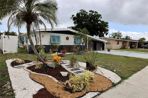 3641 STOKES DR, Sarasota, FL 34232