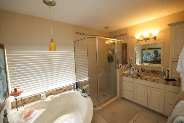 Siesta Key Cir, Sarasota, FL 34242