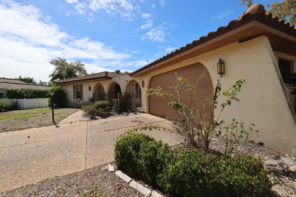 Siesta Key Cir, Sarasota, FL 34242