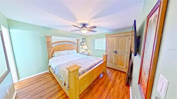 2609 DARWIN AVE, Sarasota, FL 34239