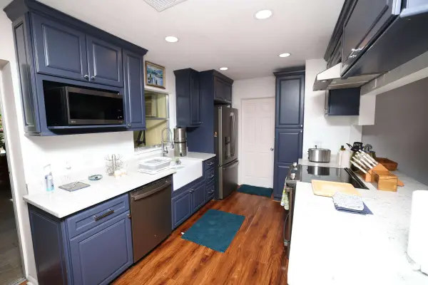 2609 Darwin Ave, Sarasota, FL 34239-4916