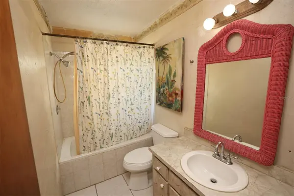 4915 BONITA RD, Venice, FL 34293