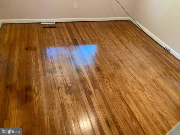 301 N LEHIGH RD, Glassboro, NJ 08028