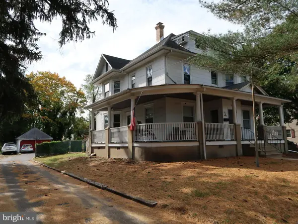 110 UNIVERSITY BLVD, Glassboro, NJ 08028