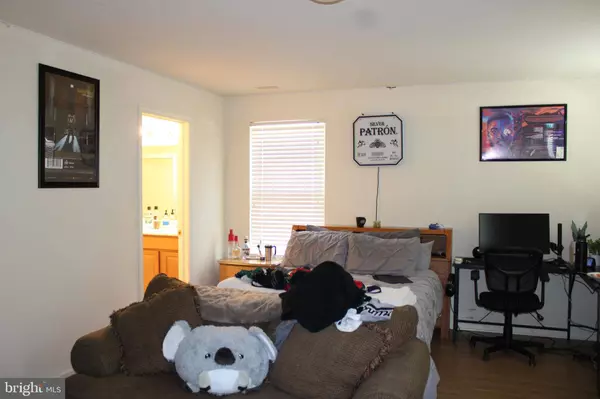 107 ELLIS ST, Glassboro, NJ 08028