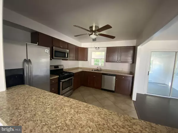 22 FAIRMOUNT DR, Glassboro, NJ 08028