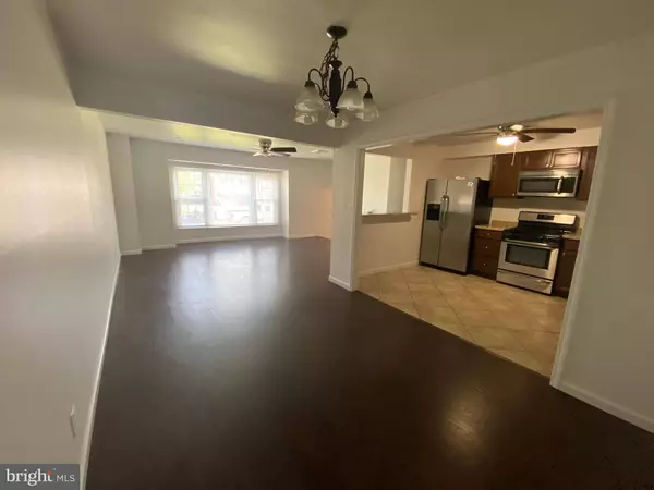 22 FAIRMOUNT DR, Glassboro, NJ 08028