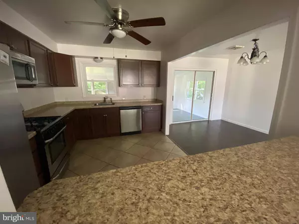 22 FAIRMOUNT DR, Glassboro, NJ 08028