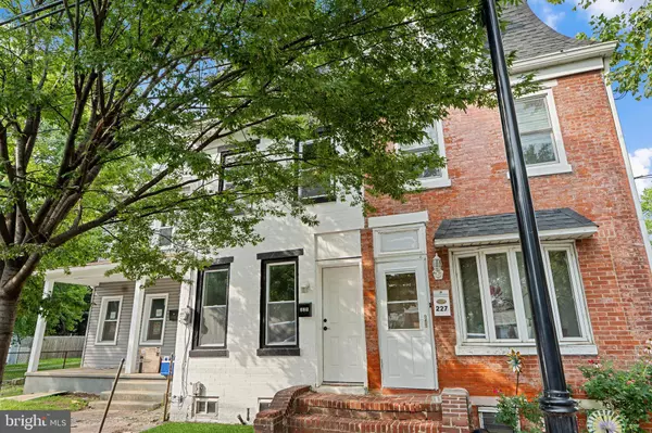 225 MARKET ST, Gloucester City, NJ 08030