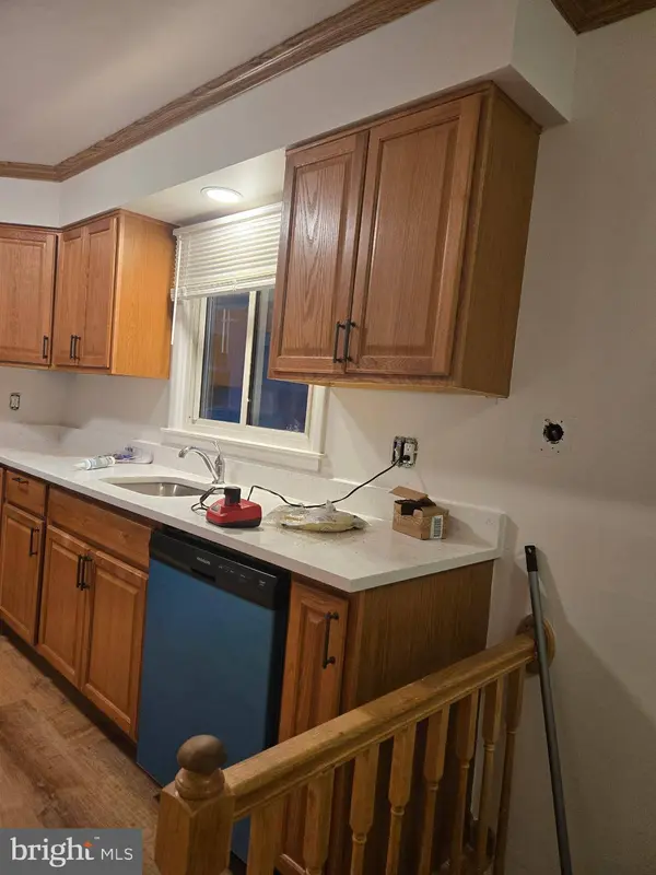 16 SHERWOOD LN, Glassboro, NJ 08028