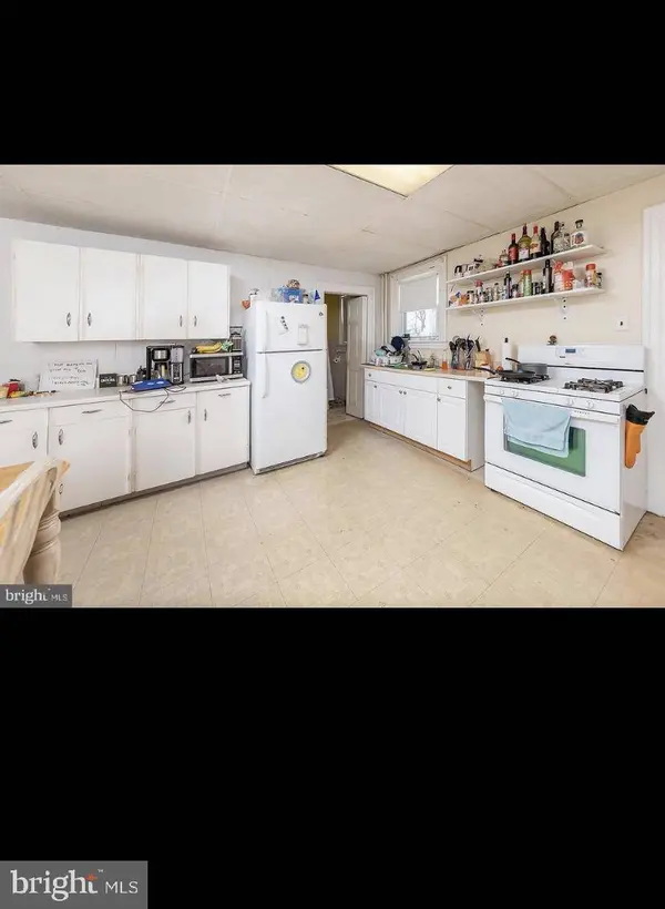 310 UNIVERSITY BLVD, Glassboro, NJ 08028