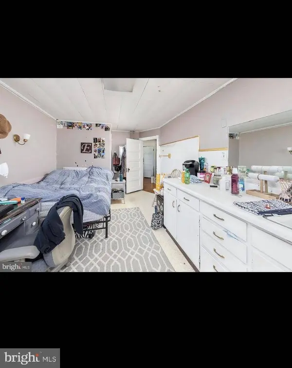 310 UNIVERSITY BLVD, Glassboro, NJ 08028