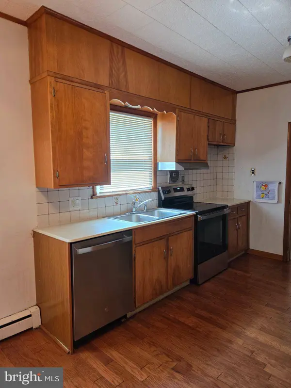 314 VICTORIA ST, Glassborough, NJ 08028