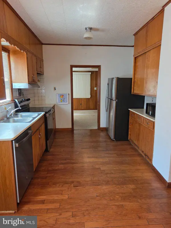 314 VICTORIA ST, Glassborough, NJ 08028
