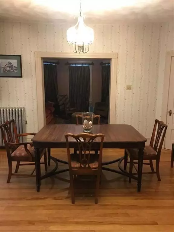 6 Newton Ave, Worcester, MA 01602