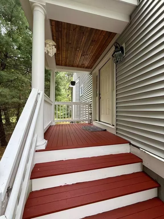 28 Mcintosh Dr #28, Stow, MA 01775