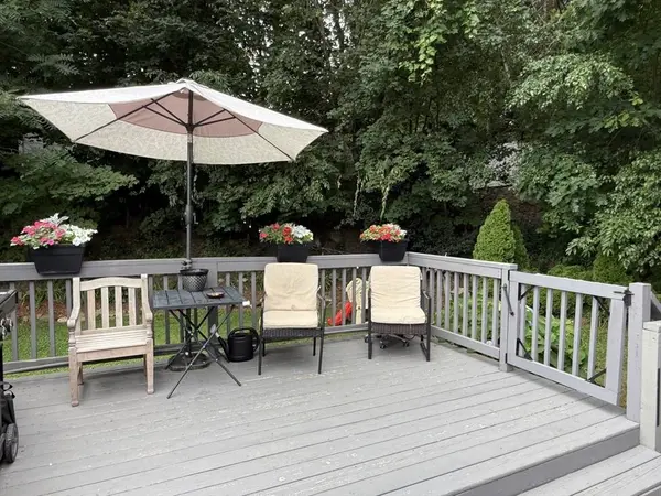 74 Wilkinson St, Worcester, MA 01606