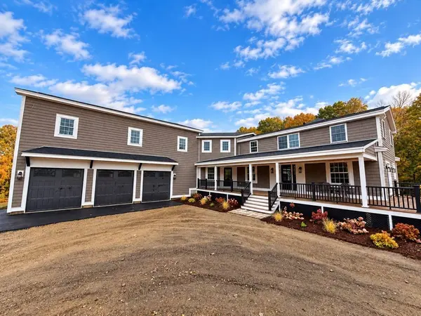 40 Brooks Pond Rd, Spencer, MA 01562
