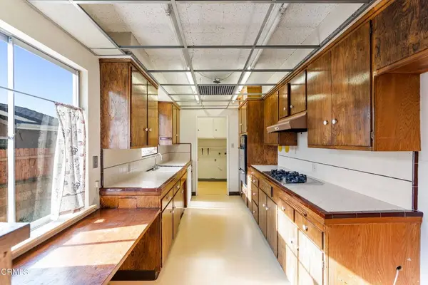 7092 Harmon DR, Ventura, CA 93003