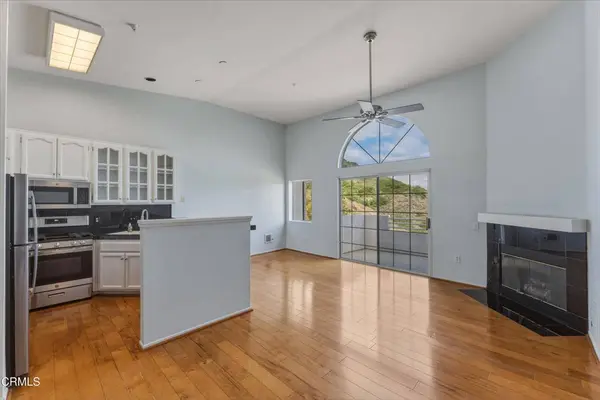2913 Antonio DR #307, Camarillo, CA 93010