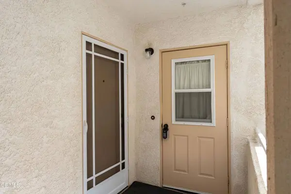 2713 Antonio DR #109, Camarillo, CA 93010
