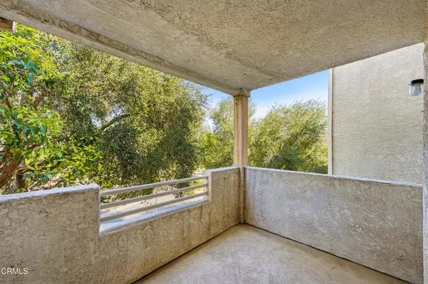 2713 Antonio DR #109, Camarillo, CA 93010