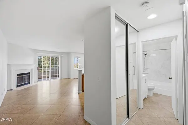 2713 Antonio DR #109, Camarillo, CA 93010