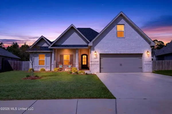 6816 Enclave Lane, Ocean Springs, MS 39564