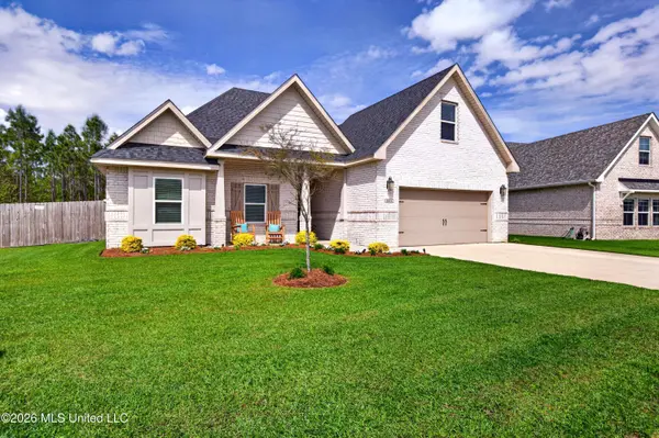 6816 Enclave Lane, Ocean Springs, MS 39564