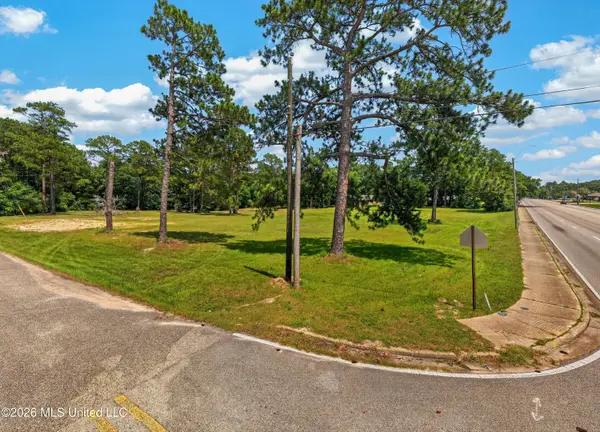4212 Gautier Vancleave Road, Gautier, MS 39553