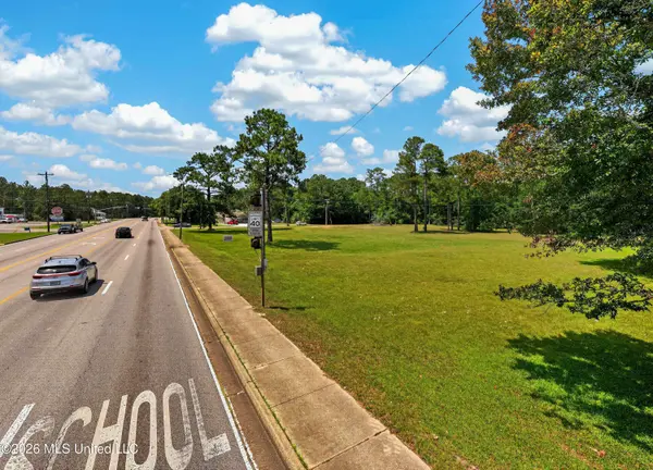 4212 Gautier Vancleave Road, Gautier, MS 39553