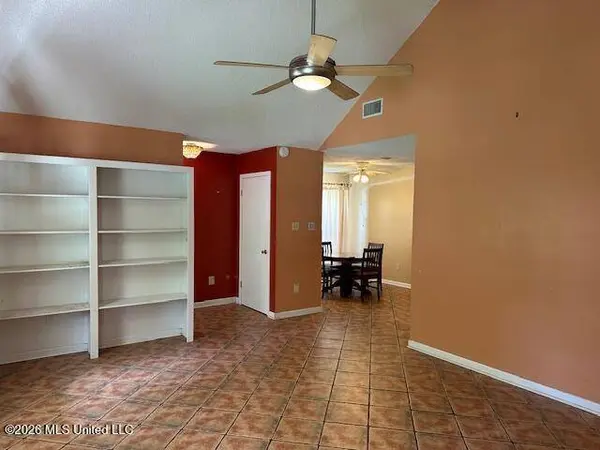 4424 Biglin Bayou Drive, D'iberville, MS 39540