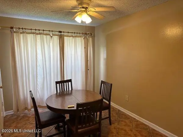 4424 Biglin Bayou Drive, D'iberville, MS 39540